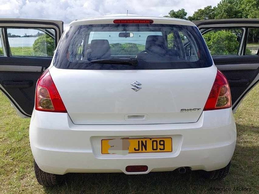 Suzuki Swift zxi in Mauritius