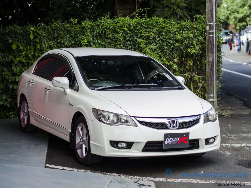 Honda CIVIC - MANUAL TRANSMISSION in Mauritius