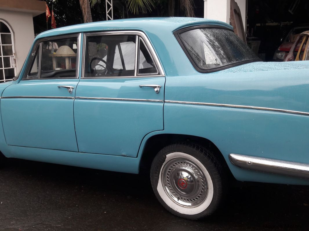 Used Morris Oxford . Original 1957 Oxford . Original for sale Bon Accueil Morris Oxford