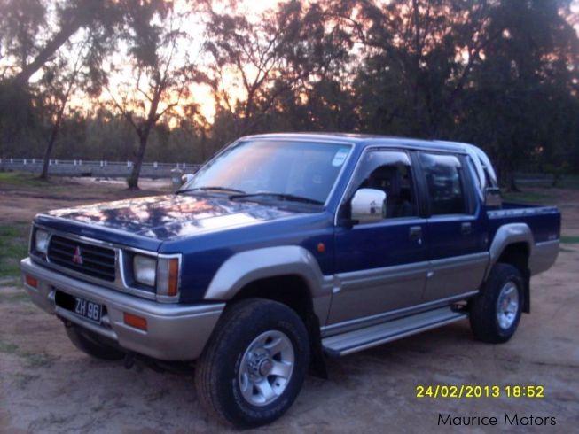 Used Mitsubishi STRADA  1996 STRADA for sale  hill 