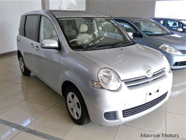 Used Toyota Sienta 7 Seater | 2007 Sienta 7 Seater for sale | Phoenix