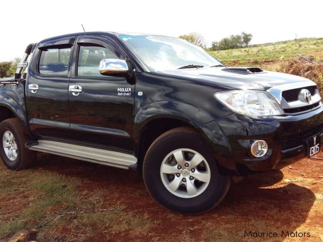 Used Toyota Hilux | 2011 Hilux for sale | Plaine des papayes Toyota ...
