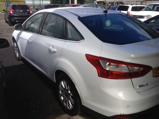 Used Ford FOCUS - WHITE  2012 FOCUS - WHITE for sale 