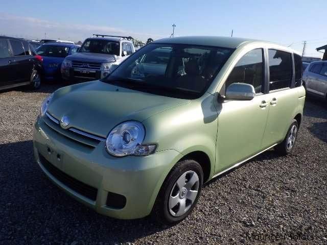 Used Toyota Sienta 7 seater  2014 Sienta 7 seater for 