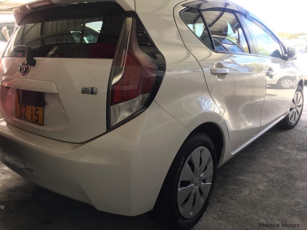 Used Toyota aqua 2015 aqua for sale Camp Fouquereaux Toyota aqua sales Toyota aqua Price