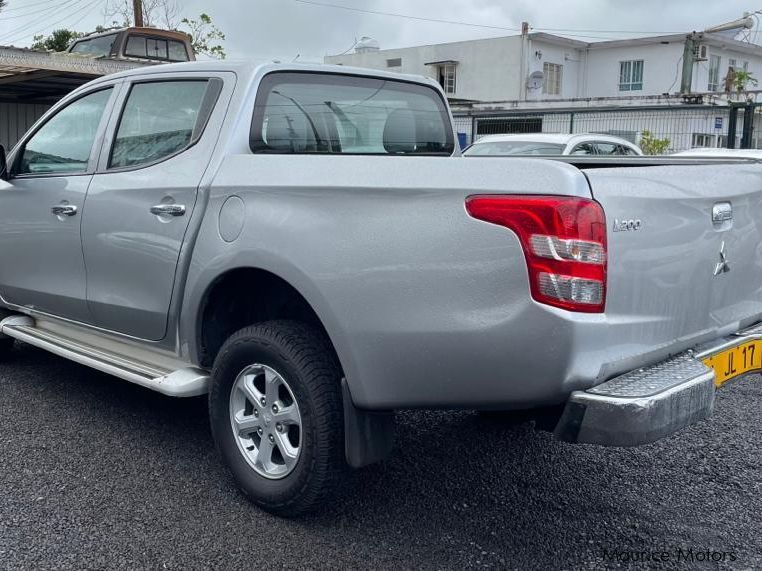 Used Mitsubishi L200 2017 L200 for sale Camp Fouquereaux Mitsubishi
