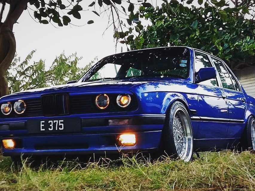 BMW E30 in Mauritius