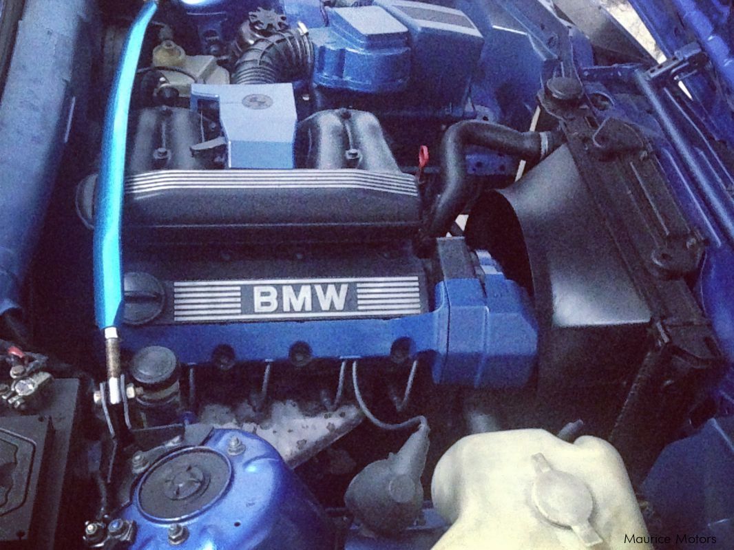 BMW E30 in Mauritius