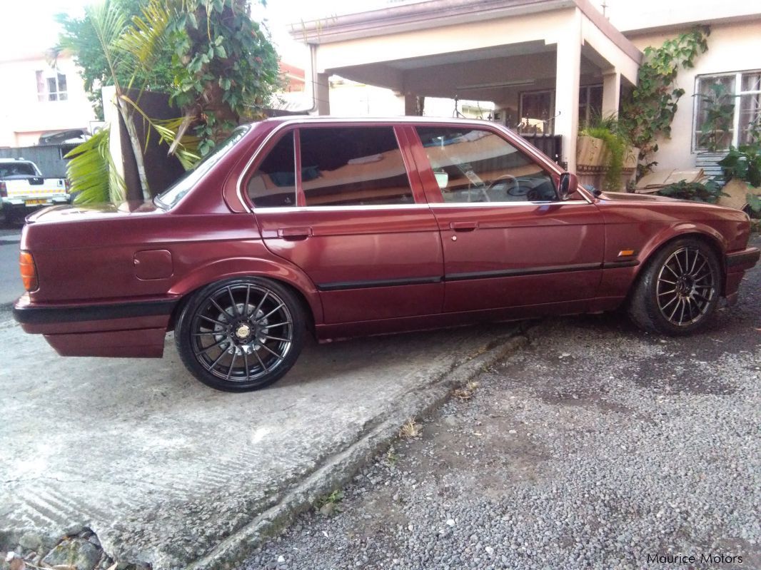 BMW E30 in Mauritius