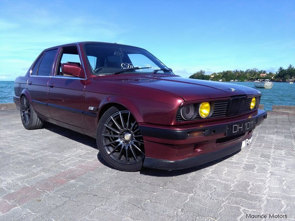 BMW E30 in Mauritius