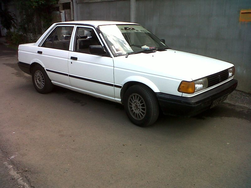 Nissan Sunny B12 in Mauritius