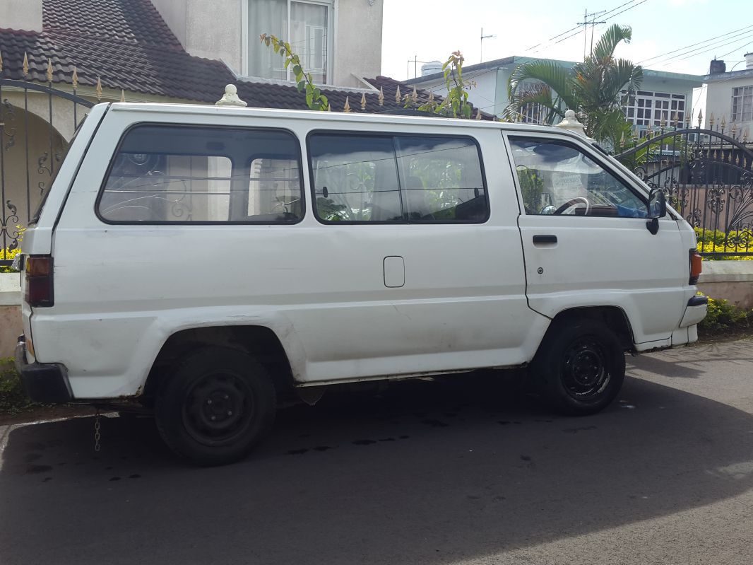 Toyota lite ace 1989