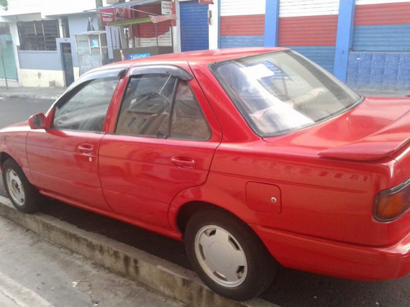 Nissan Nissan B13 in Mauritius