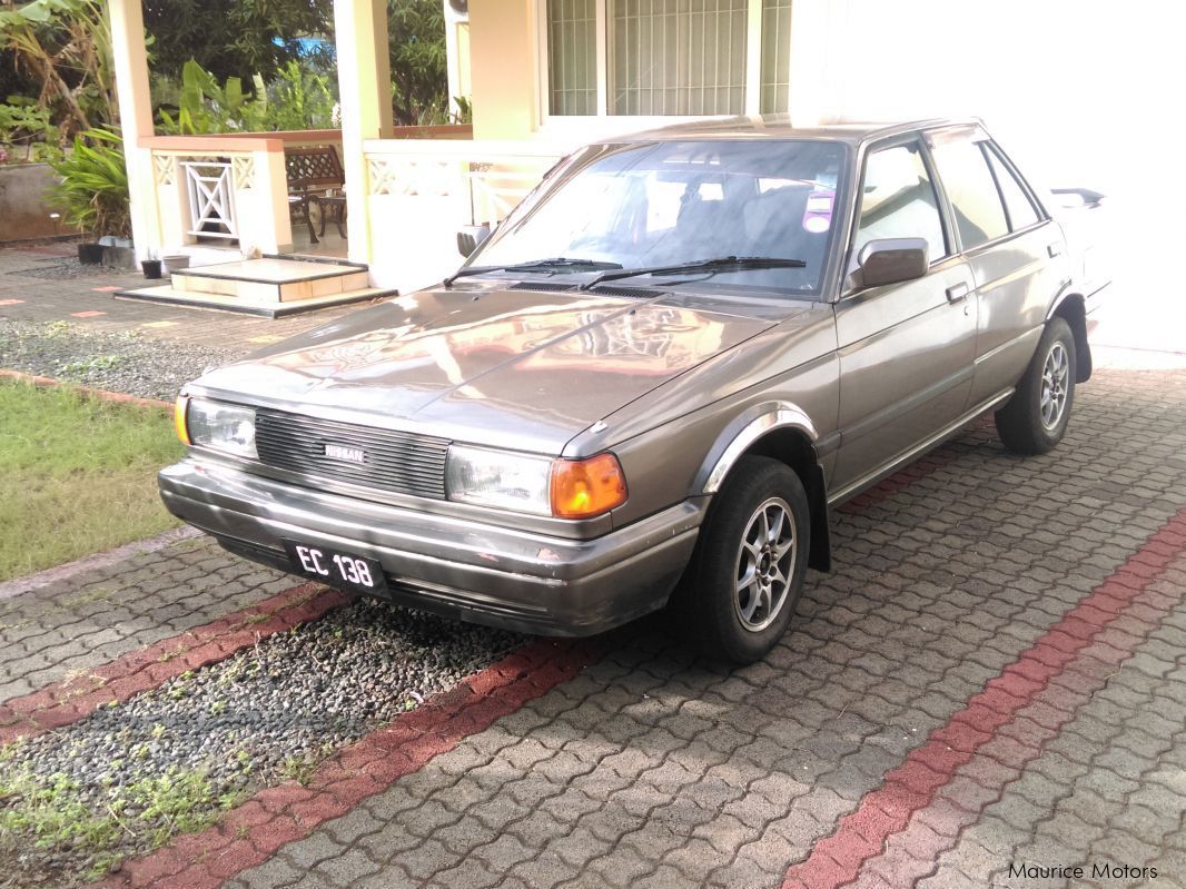 Nissan Sunny Saloon in Mauritius