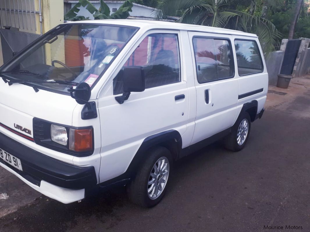 Toyota Liteace Dx in Mauritius
