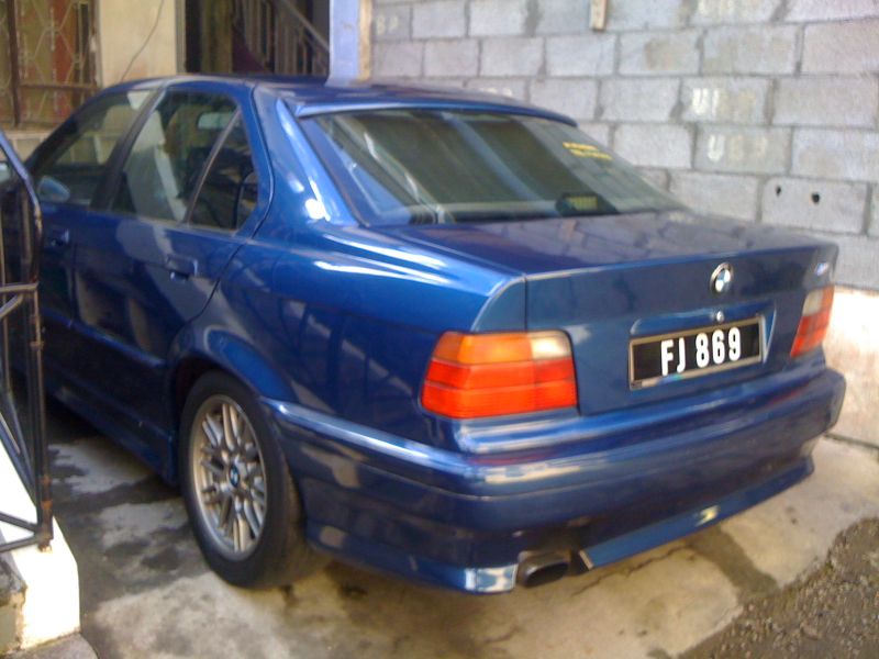 BMW e36 318i in Mauritius
