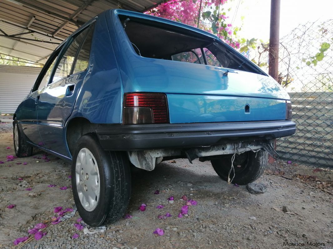 Peugeot 205 in Mauritius