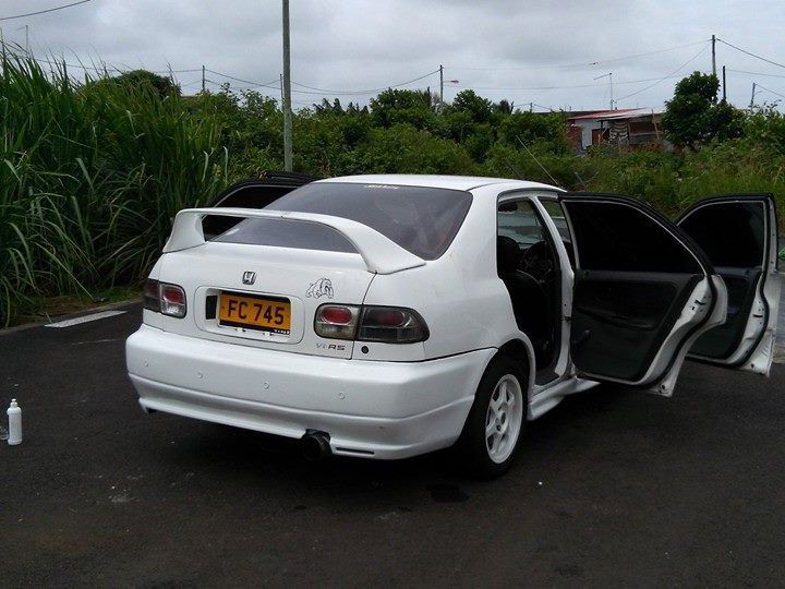 Honda civic in Mauritius