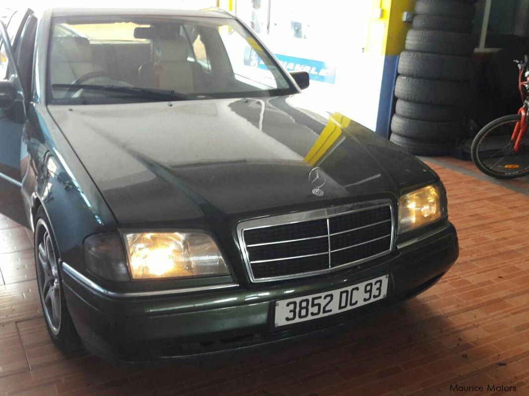 Mercedes-Benz C220 in Mauritius