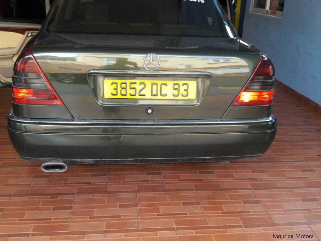 Mercedes-Benz C220 in Mauritius