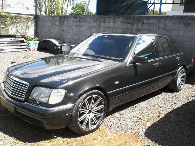 Mercedes-Benz S600 in Mauritius