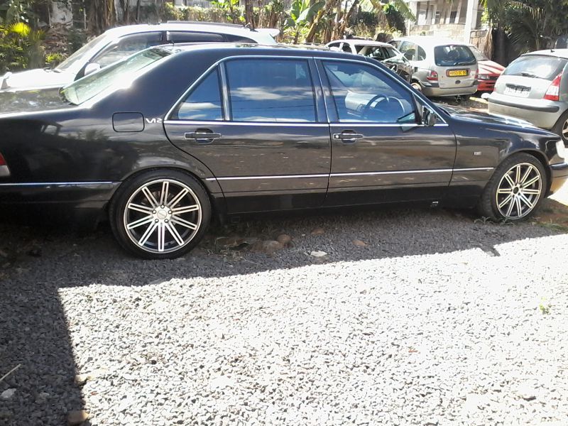 Mercedes-Benz S600 in Mauritius