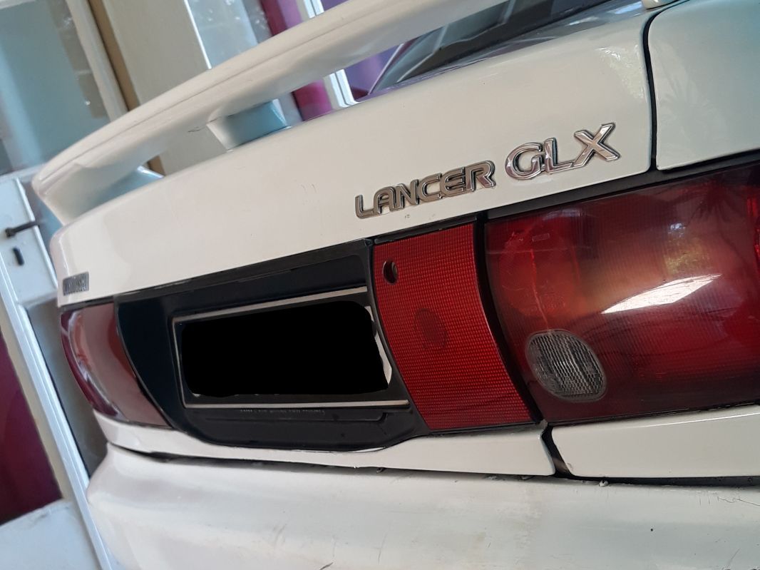 Mitsubishi lancer GLX in Mauritius