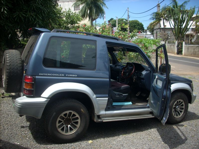 Mitsubishi pajero in Mauritius