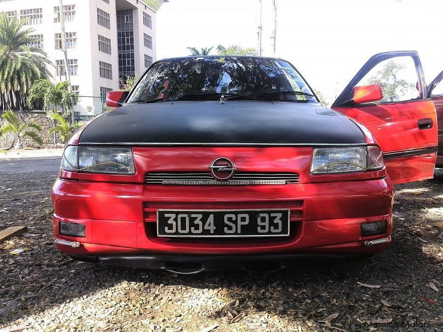 Opel Astra in Mauritius
