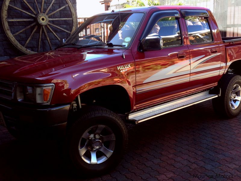 Toyota Hilux 4x4 in Mauritius