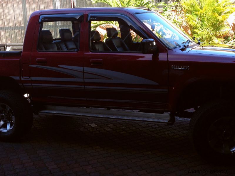 Toyota Hilux 4x4 in Mauritius