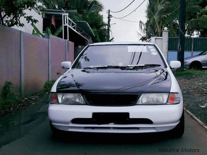 Nissan B14 in Mauritius