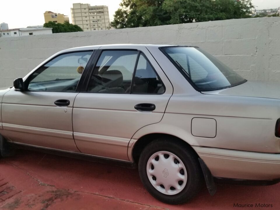 Nissan Sunny B13 in Mauritius