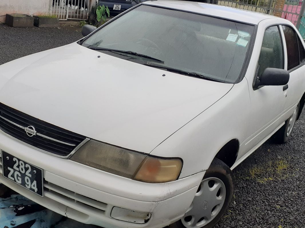 Nissan Sunny B14 in Mauritius