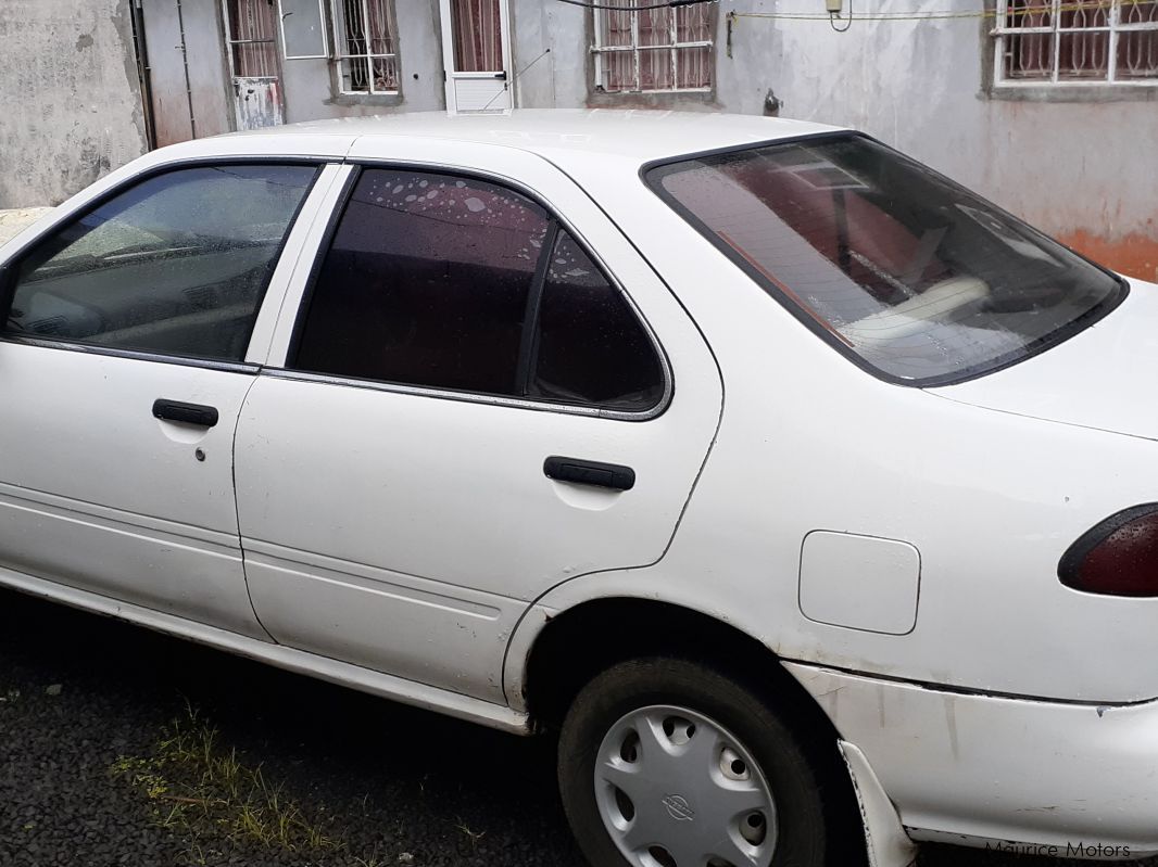 Nissan Sunny B14 in Mauritius