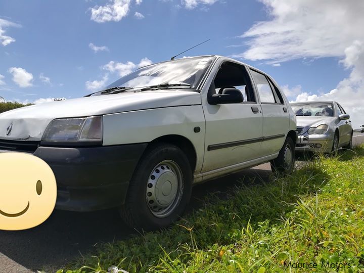 Renault Clio 1.1 in Mauritius