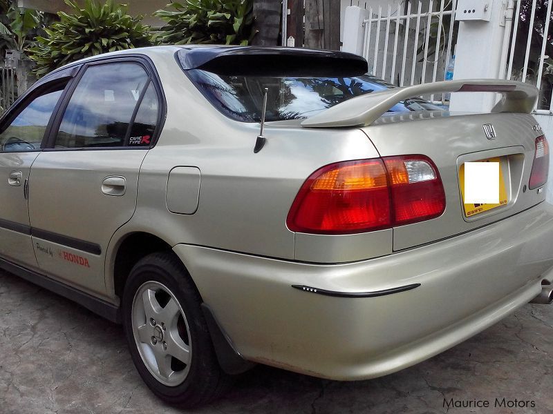 Toyota Corona in Mauritius