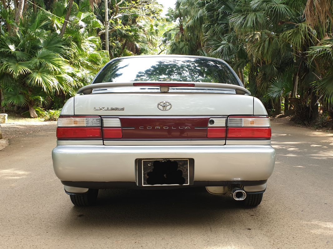 Toyota E101 in Mauritius