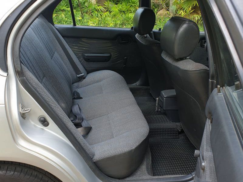 Toyota E101 in Mauritius