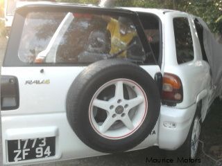 Toyota RAV4 in Mauritius