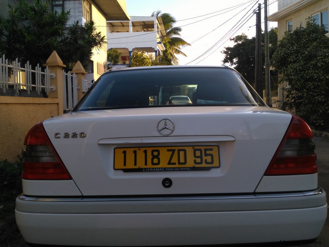 Mercedes-Benz C220 in Mauritius