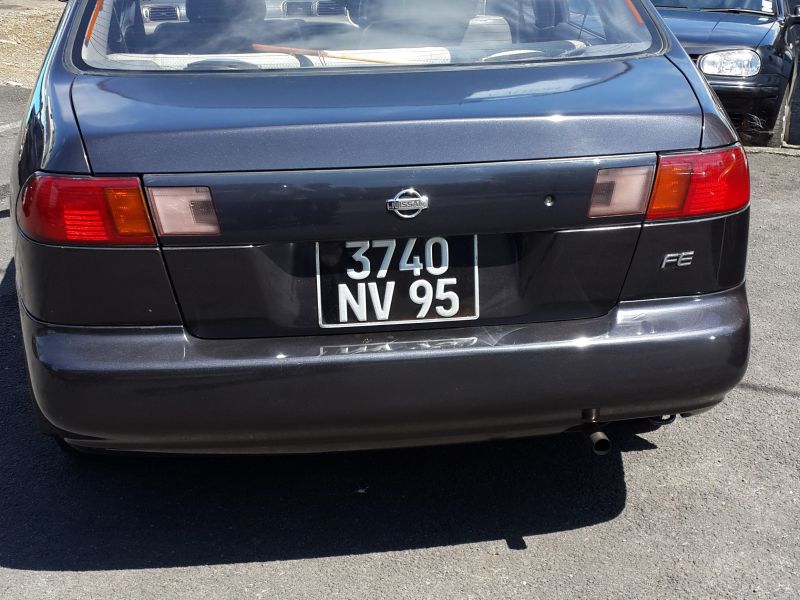 Nissan Sentra B14 in Mauritius