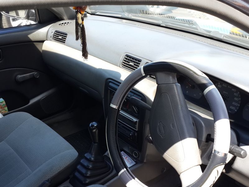 Nissan Sentra B14 in Mauritius