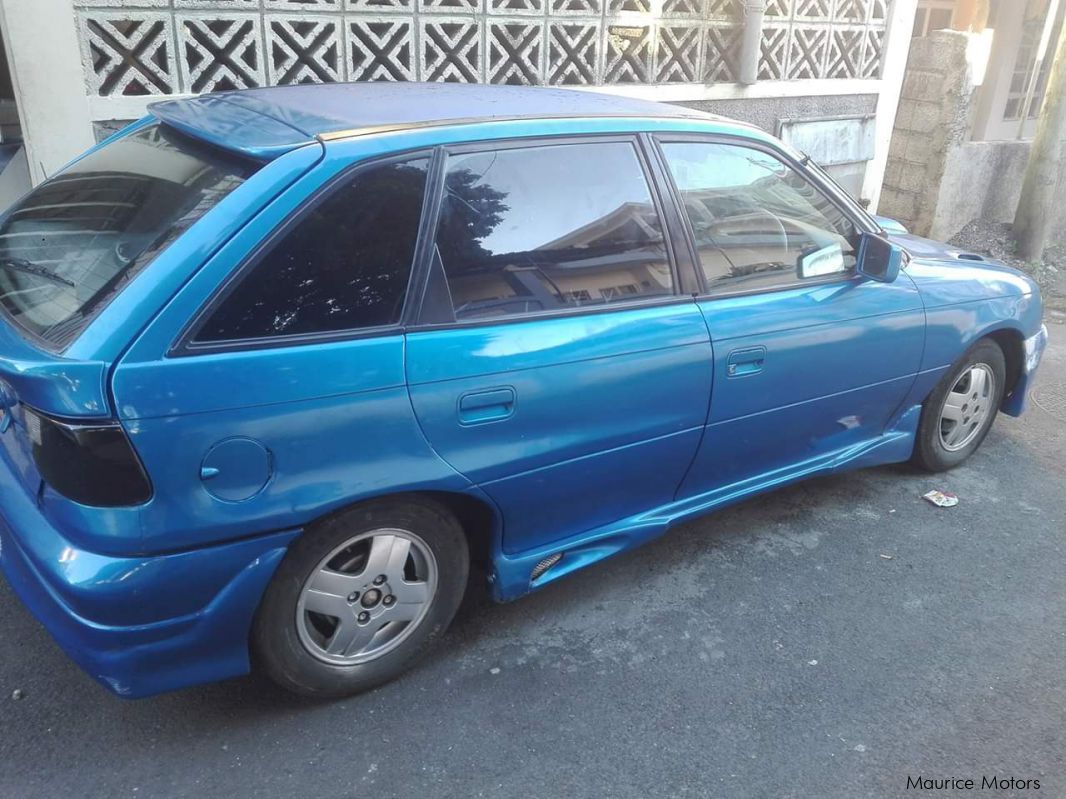 Opel Astra in Mauritius