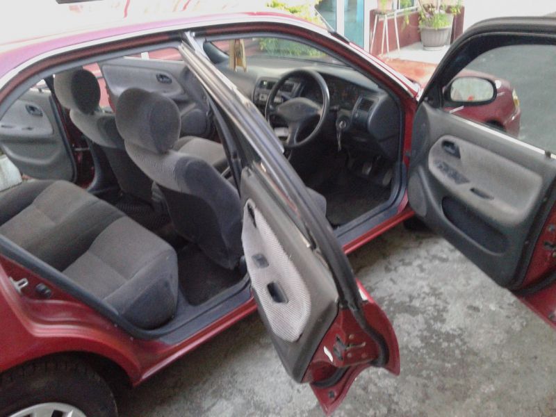 Toyota Corolla EE100 in Mauritius