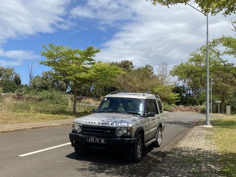 Land Rover Discovery 2 in Mauritius