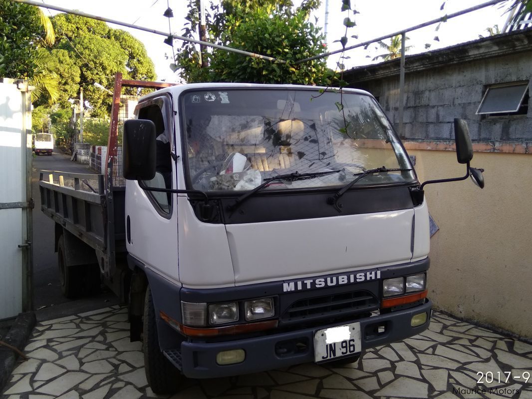 Купить Митсубиси Кантер В России