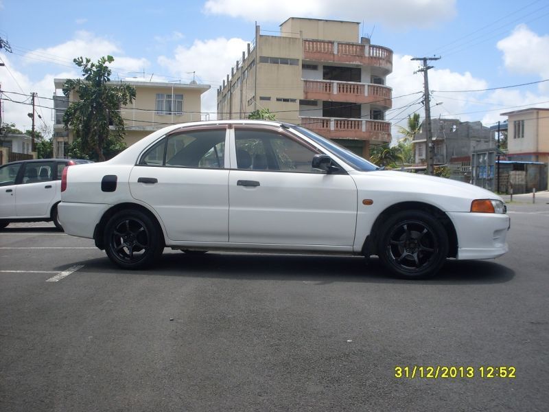 Mitsubishi strada in Mauritius
