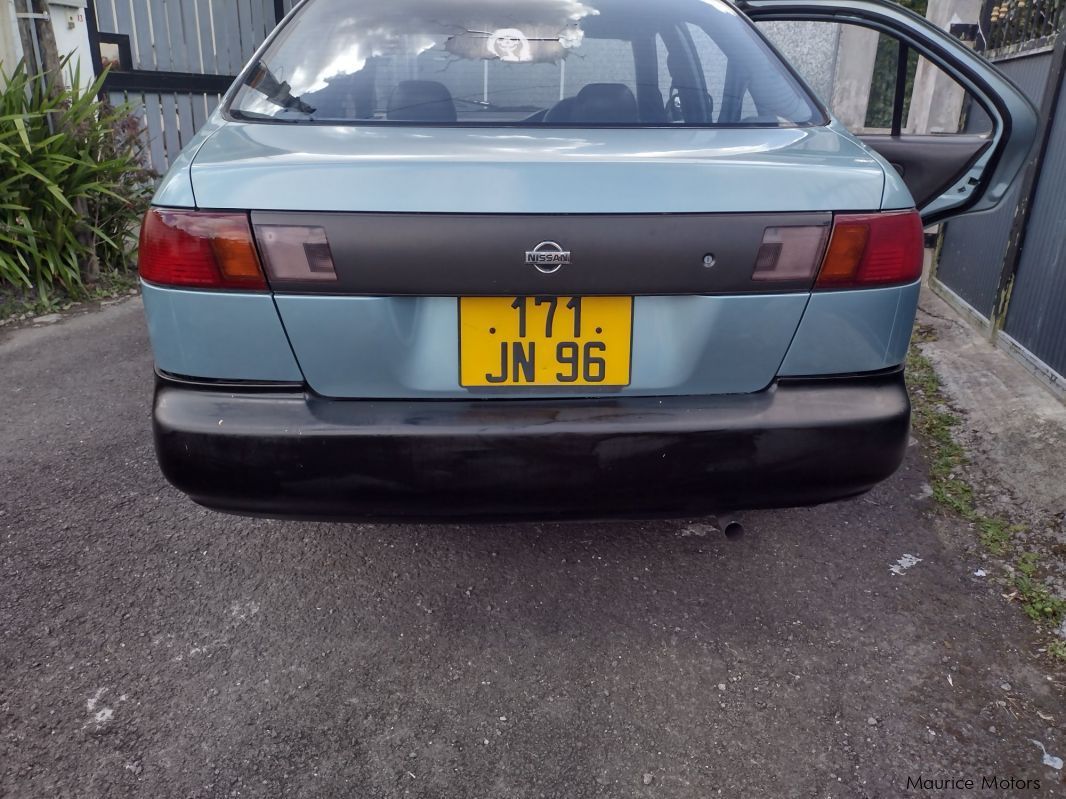 Nissan Sunny B14 in Mauritius