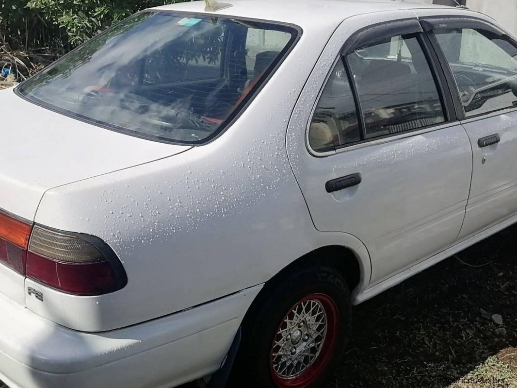 Nissan b14 in Mauritius